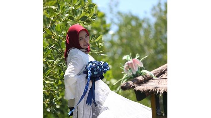 7 Potret Shohibah Rohmah Istri Imam Nahrawi, Desainer Busana Muslim yang Memesona (sumber: Instagram.com/obib_nahrawi)