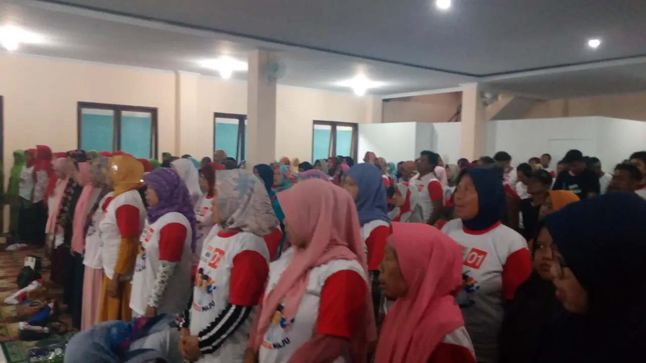 Sekitar 1.000 an massa berbagai aktifis buruh, tani, santri di Ciamis siap memenangkan Jokowi