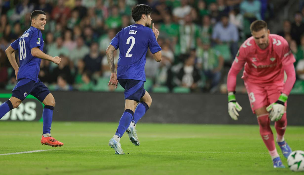 Hasil tersebut membawa Copenhagen menempati urutan 25 dalam klasemen sementara fase grup dengan satu poin. (AP Photo/Toni Rodriguez)