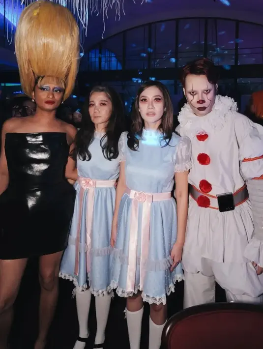 Di kesempatan itu, BCL tampil kompak bersama rekannya, Bumiaw. Alhasil, mereka benar-benar jadi hantu kembar yang sering mengganggu Danny.  [@bclsinclair]