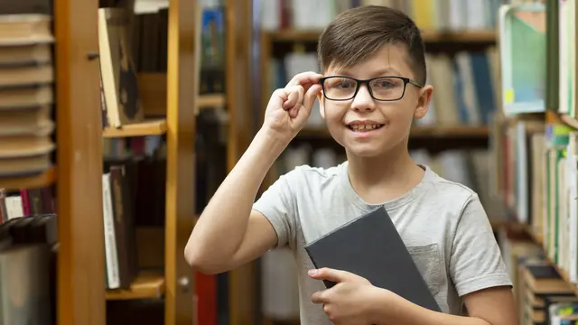 6 Stimulasi untuk Menjaga Kecerdasan Otak Anak agar Tetap Optimal (photo by freepik.com)