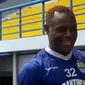 Bek Persib, Victor Igbonefo. (Bola.com/Erwin Snaz)