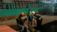 Korban Kecelakaan Kerja Di Pelabuhan Krakatau Bandar Samudera, Kota Cilegon, Banten. (Rabu, 19/05/2021). (Dokumentasi KSKP Banten).