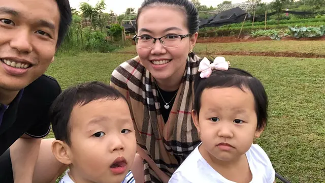 Selain Syahnaz Sadiqah, Ini 5 Selebriti  yang Dikaruniai Anak Kembar Sepasang
