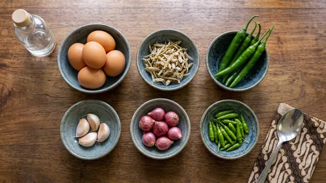 Resep telur orak arik teri cabai hijau (AI Generated)