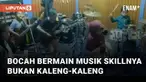 Sekumpulan bocah bermain musik menarik perhatian