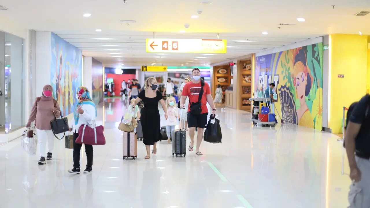 Bandara I Gusti Ngurah Rai, Bali melayani 12,5 juta penumpang sepanjang 2022 lalu.