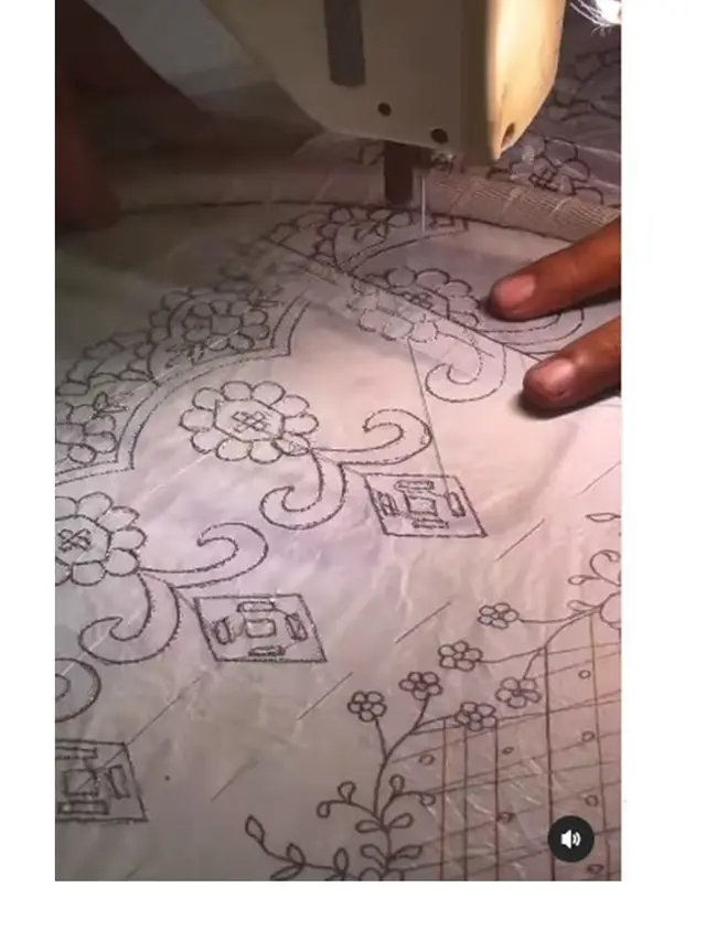 8 Potret Detail Baju Pengajian Mahalini Jelang Pernikahan dengan Rizky Febian
