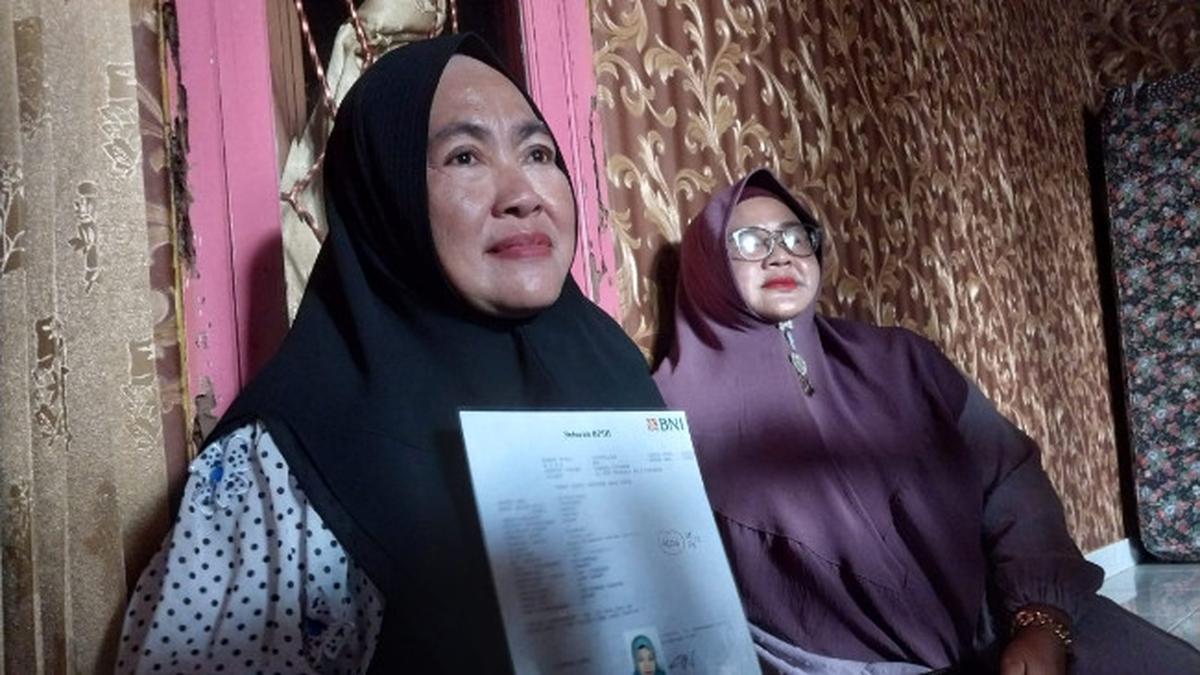Cerita Warga Cirebon Terancam Gagal Berangkat Haji karena Kenaikan BPIH