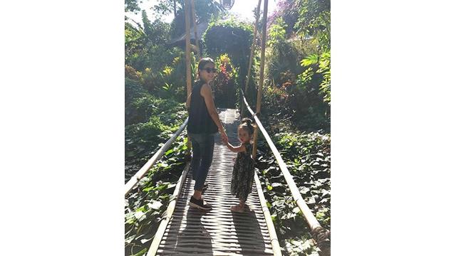 Vakum dari Dunia Entertain, Ini 7 Potret Terbaru Jennifer Arnelita