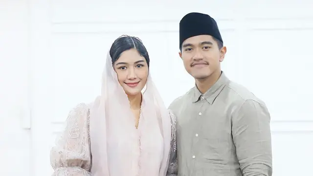 6 Gaya Elegan Erina Gudono Kenakan Kaftan Lace Saat Bukber Anak Yatim, Pakai Gelang Tridatu Bali yang Penuh Makna