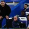 Pelatih kepala Tottenham Hotspur asal Italia, Roberto De Zerbi, mengamati para pemain dari pinggir lapangan selama pertandingan Liga Inggris antara Chelsea dan Tottenham Hotspur di Stamford Bridge di London pada 19 Mei 2026. (Adrian Dennis/AFP)