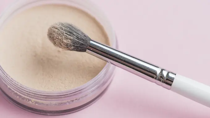 Rahasia Kuas Makeup Bersih dan Awet: Cukup Gunakan Bahan Alami di Rumah! [Dok/freepik.com]