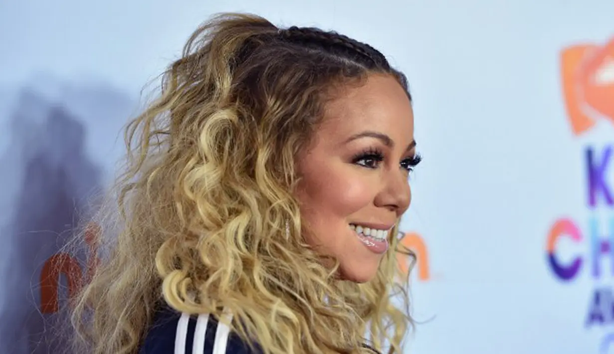 Mariah Carey, sebagai seorang publik figur tentunya sangat memperhatikan yang namanya penampilan. Terlebih urusan berat badan yang melekat pada tubuhnya yang kini kabarnya semakin bertambah. (AFP/Bintang.com)