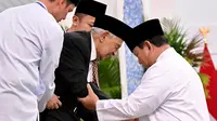 Quraish Shihab Panjatkan Doa Khusus untuk Presiden Prabowo di Istana