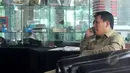 Marisi Matondang saat berada di lobi KPK, Jakarta, Kamis (26/02/2015).Marisi diperiksa sebagai tersangka  kasus dugaan korupsi pengadaan alat kesehatan di Universitas Udayana Bali Tahun  2009. (Liputan6.com/Andrian M Tunay)