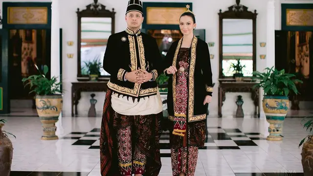 7 Potret Prewedding Karina Nadila dan Kekasih di Yogyakarta Ini Curi Perhatian