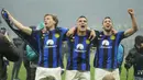 Inter Milan menjuarai Serie A musim 2023/24 setelah menang dalam duel Derby della Madonnina kontra AC Milan 2-1. (AP Photo/Luca Bruno)