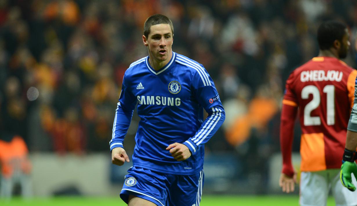 4. Fernando Torres - Torres merupakan pemain yang datang dari Liverpool dengan modal kepercayaan diri yang besar. Tampil gemilang, Torres didatangkan Chelsea dengan dana 50 juta pounds. (AFP/Ben Stansall)