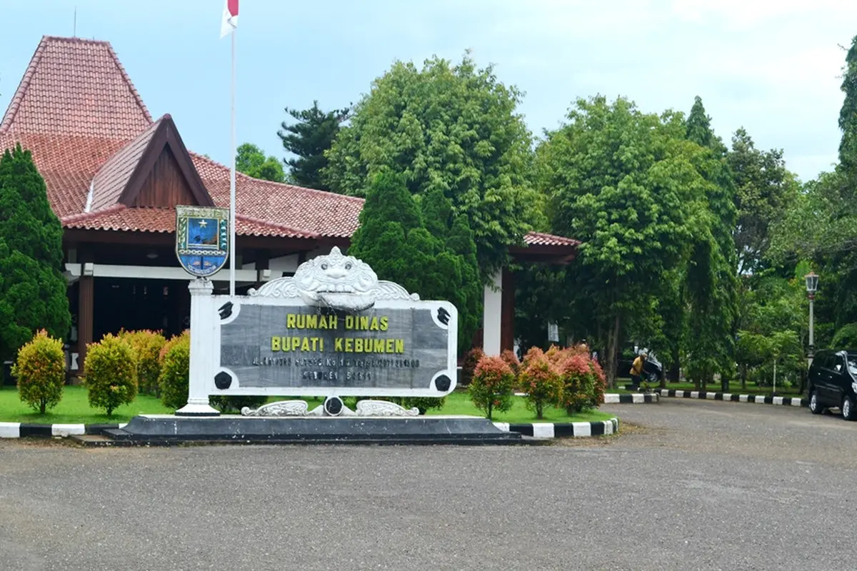 Kantor Bupati Kebumen nampak sepi paskapenangkapan Bupati Kebumen, awal 2018. (Foto: Liputan6.com/Istimewa/Muhamad Ridlo)