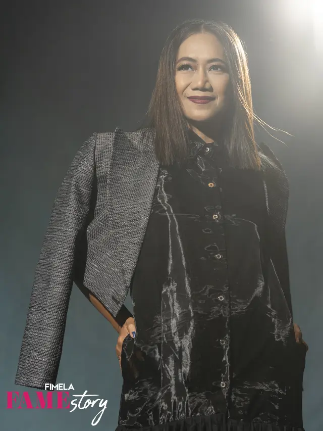 Famestory Nia Dinata