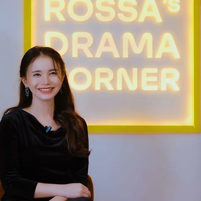 Bikin Pangling, Ini 7 Potret Rossa dengan Makeup Korean Look