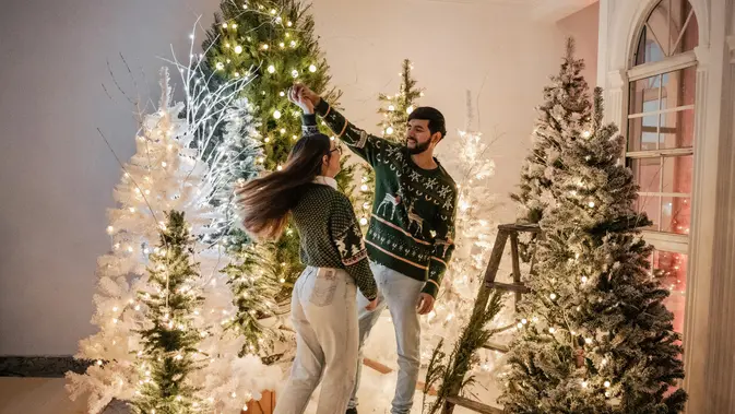 Ilustrasi pohon Natal (Unsplash/Melanie Rosillo Galvan)