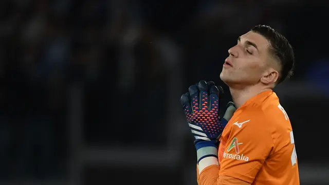 Christos Mandas diincar Manchester United