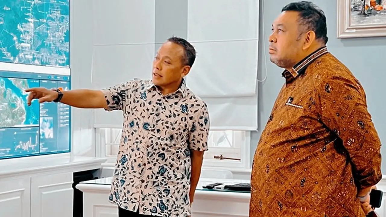CEO PTPN V Jatmiko Santosa bersama Komisaris yang juga Direktur Jenderal Perkebunan Kementan Andi Nur Alamsyah.