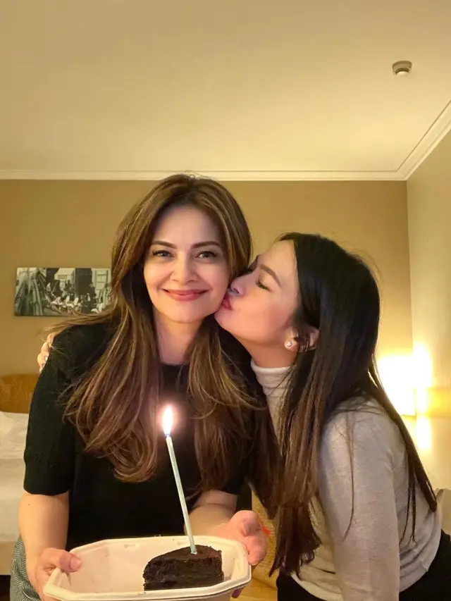 Cut Tari berulang tahun (Instagram/cuttaryofficial)