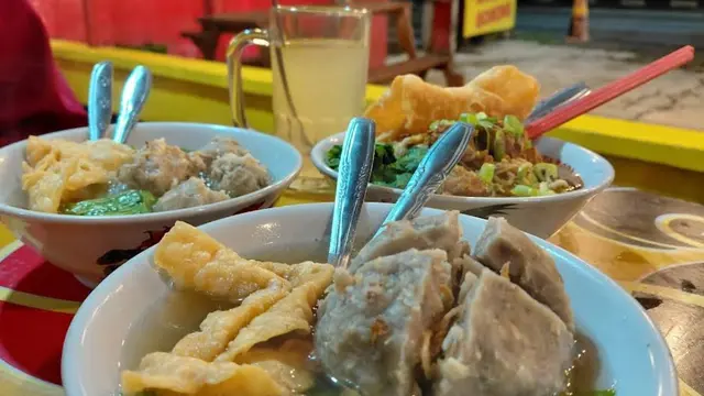 Rekomendasi Bakso Dekat Candi Prambanan