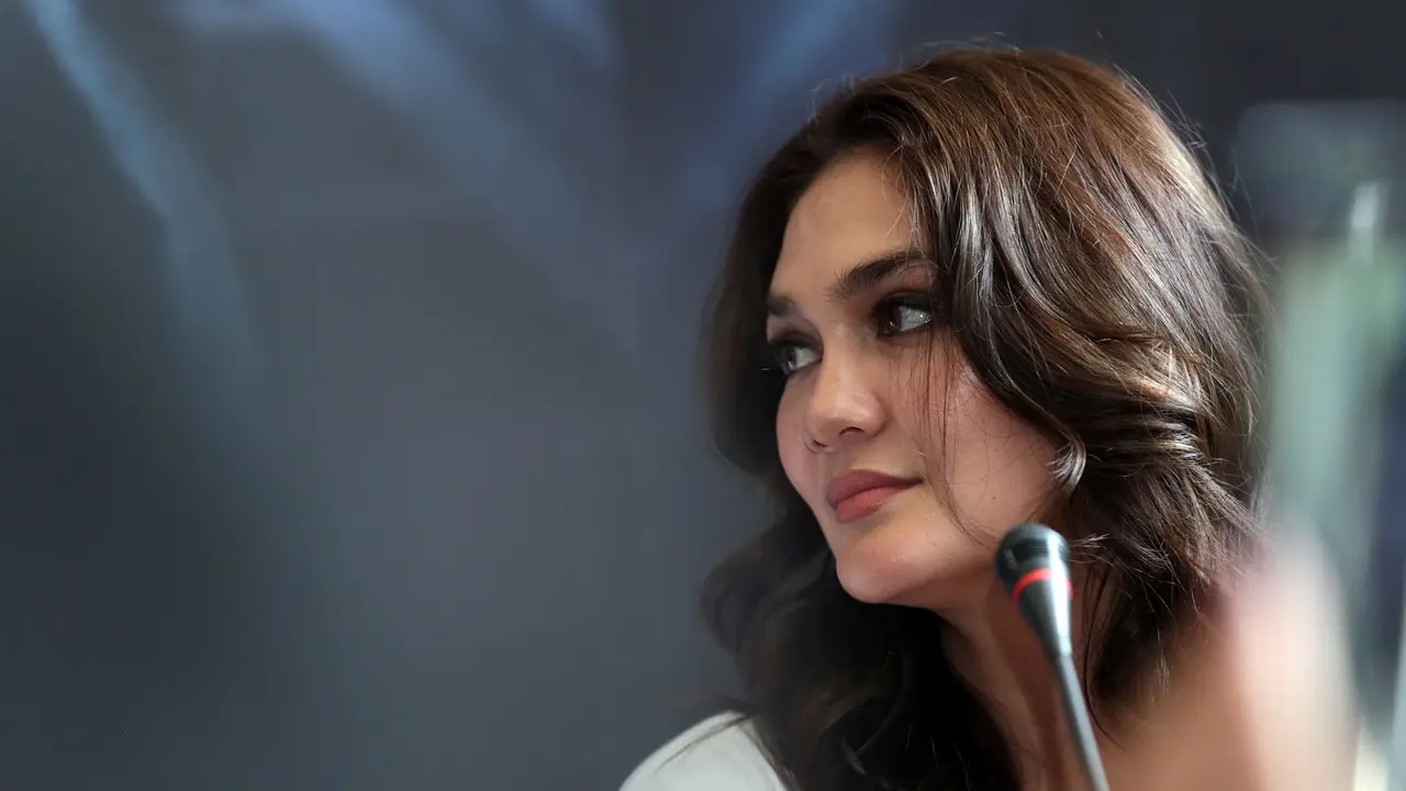 [Bintang] Luna Maya