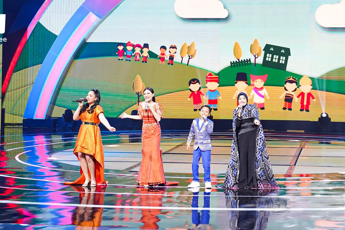 Nostalgia Banget! Farel, Nagita, Aurel, dan Sarwendah Bawakan Lagu Anak di Shopee 11.11 Big Sale TV Show