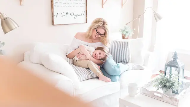 Kesibukan Padat? Simak Cara Terbaik Agar Orangtua Tak Kehilangan Momen Bersama Buah Hati