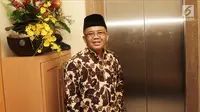 Presiden PKS Sohibul Iman saat menerima kedatangan Ketua Umum Partai Gerindra Prabowo Subianto di Kantor DPP PKS, Jakarta, Senin (30/7). Kedatangan Prabowo untuk membahas hasil pertemuannya dengan Partai Demokrat. (Liputan6.com/Herman Zakharia)