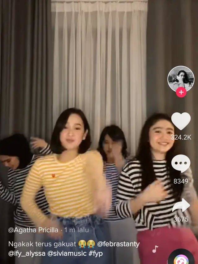 3 Tahun Berlalu, Ini 6 Momen Reuni Girlband Blink yang Tetap Kompak