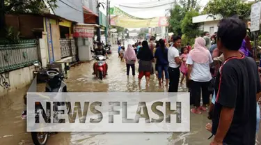 Hujan deras yang mengguyur Bogor dan sekitarnya membuat Sungai Cileungsi dan Cikeas kembali meluap.