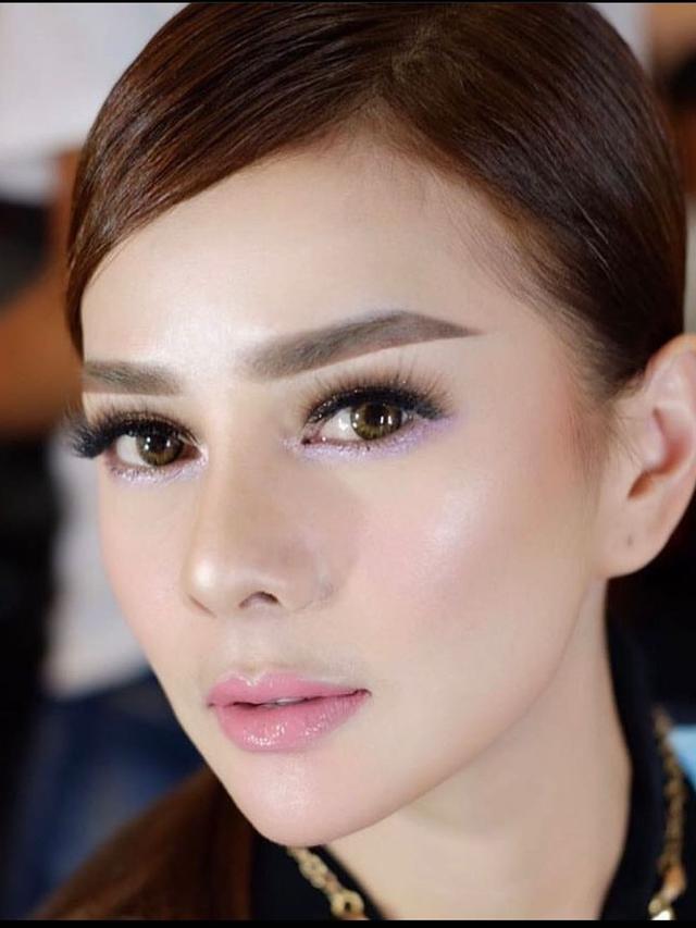 Potret Terbaru Astrid Tiar di Usia 36 Tahun, Dulu Mantan Eross Sheila On 7