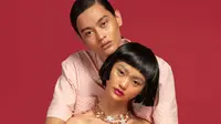 Maria Karina dan Rizal Rama sebagai Jakarta Fashion Week 2021 Icons. (dok. Jakarta Fashion Week)