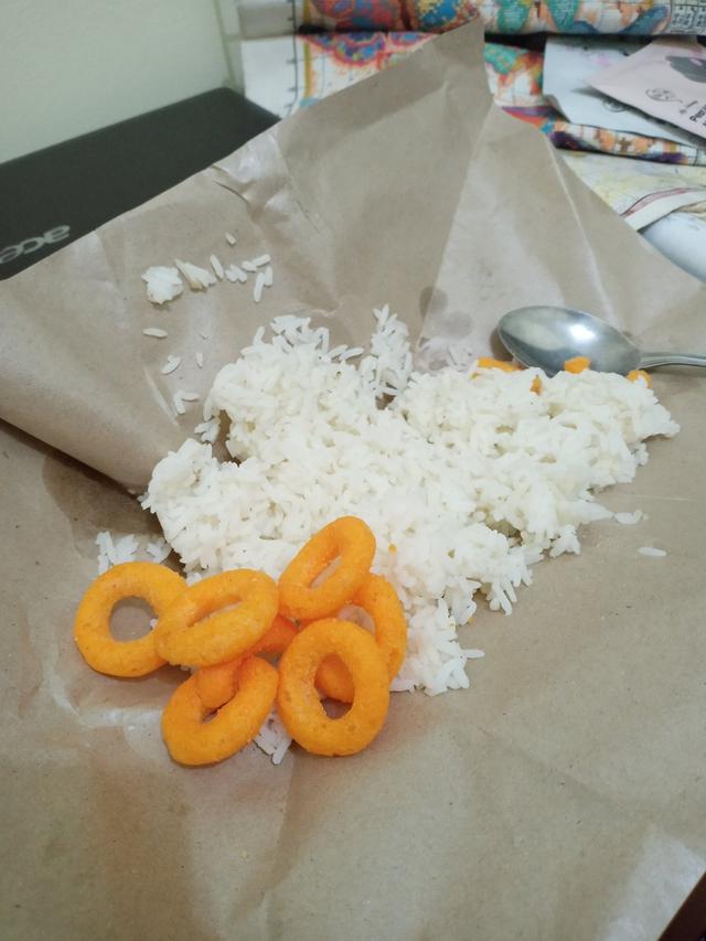 6 Kreasi Menu Sahur Ala Netizen Ini Bikin Geleng Kepala