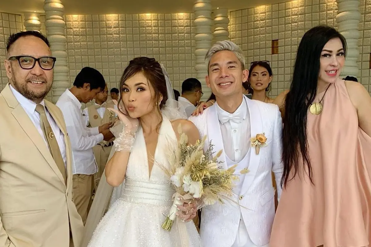 7 Momen Pernikahan Kim Kurniawan dan Elisabeth Novia di Bali