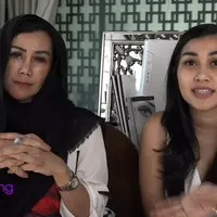 Berawal dari Raffi Ahmad yang terjun ke dunia hiburan, kini para adik dan sang mama ikutan populer di dunia hiburan tanah air. Keluarga ini pun memiliki cara sendiri untuk menyikapi kehidupannya yang selalu jadi sorotan masyarakat.