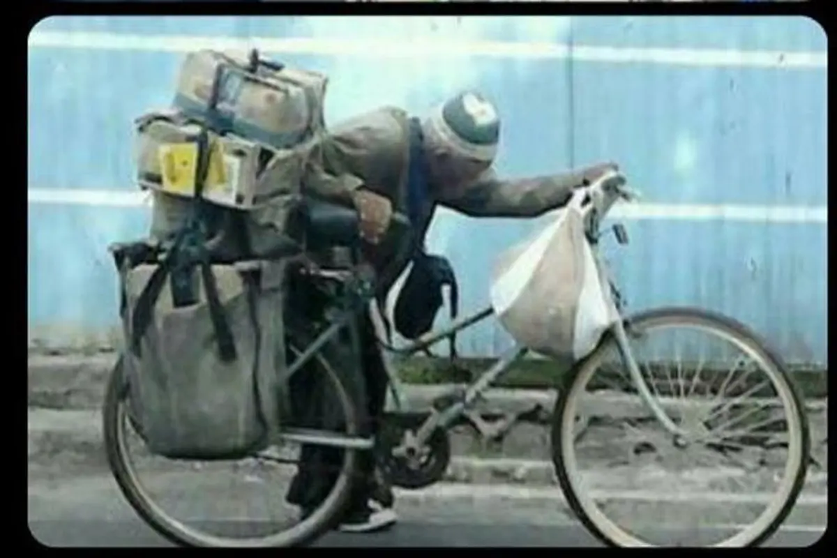 Tak Mau Mengemis, Kakek Tua Ini Jualan Sabun dengan Sepeda Ontel