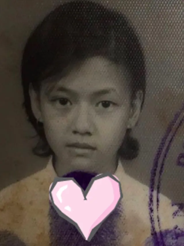 6 Foto Lawas Nita Gunawan Sebelum Terkenal, Menawan Sedari Dulu