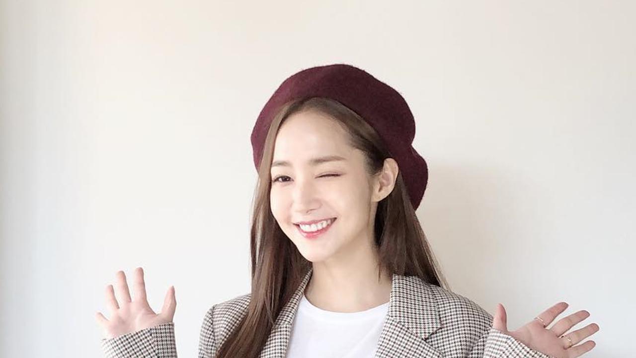 Park Min Young Angkat Bicara Soal Tudingan Terima Uang dari Mantan Pacar yang Mencapai Rp2,9 Miliar. Di Saat yang Bersamaan, Rating Nasional Marry My Husband Alami Sedikit Penurunan (Liputan6.com/IG/@rachel_mypark)