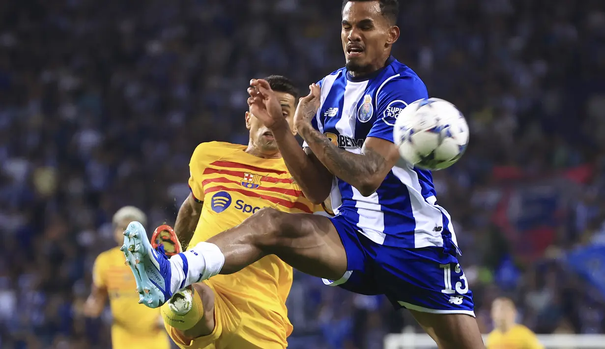 Barcelona sukses mengalahkan tuan rumah Porto dengan skor 1-0. (AP Photo/Luis Vieira)