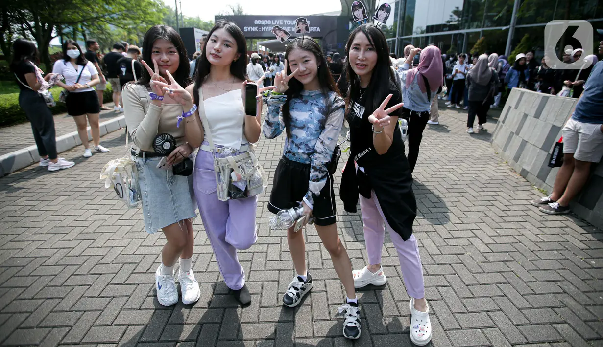 Tur konser itu dimulai di Seoul pada bulan Februari tahun ini, dan berlanjut di Osaka, Tokyo, Saitama, dan Aichi selama bulan Maret hingga April.  (Liputan6.com/Faizal Fanani)