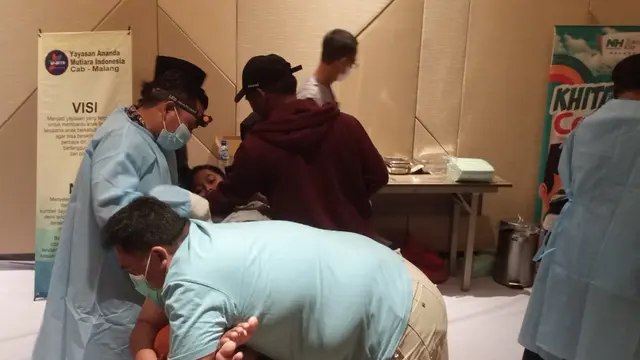 Khitan massal anak berkebutuhan khusus