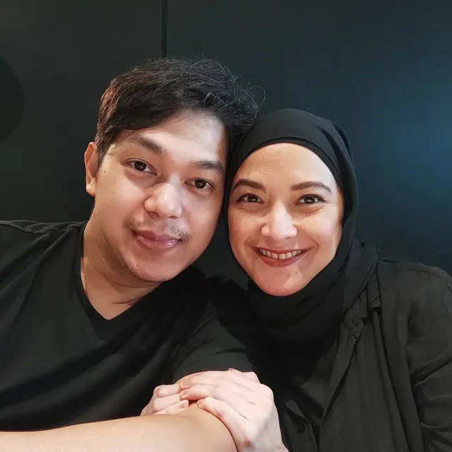 7 Potret Terbaru Presenter Andhara Early Bersama Keluarga yang Jarang Disorot