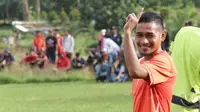 Ramdani Lestaluhu saat berlatih bersama tim Persija Jakarta. (17/2/2016). (Bola.com/Nicklas Hanoatubun)